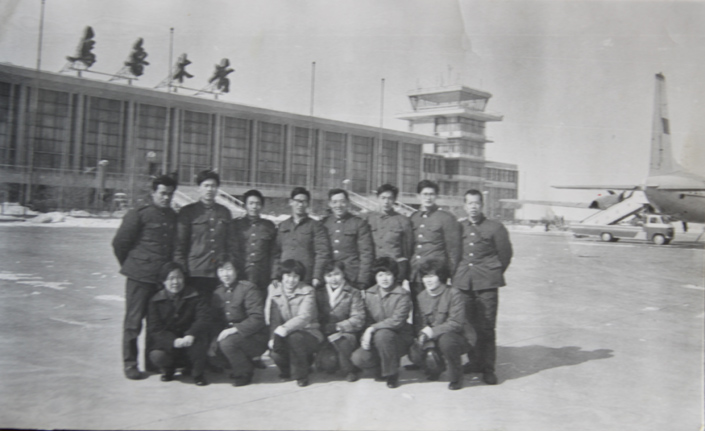 80年代新疆民航氣象人合影留念