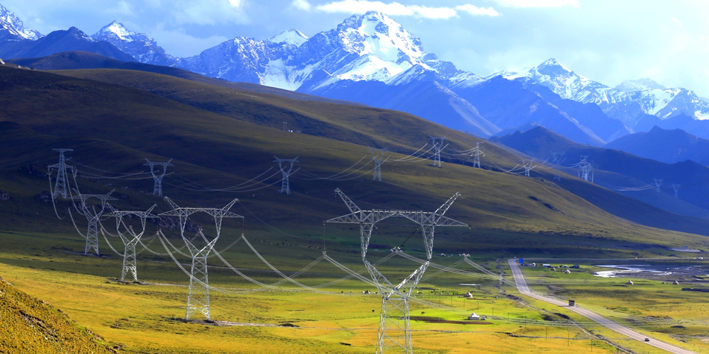 電網穿山越嶺