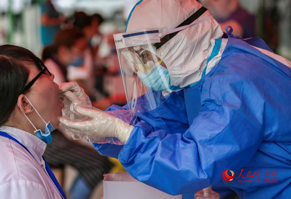 �t����������M�к���z�y�ɘӹ�������@ �z