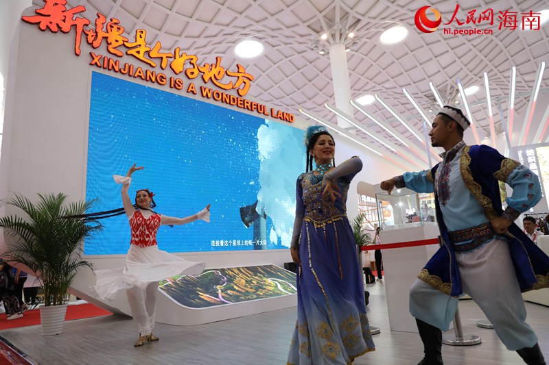 新疆館。 人民網 孟凡盛攝