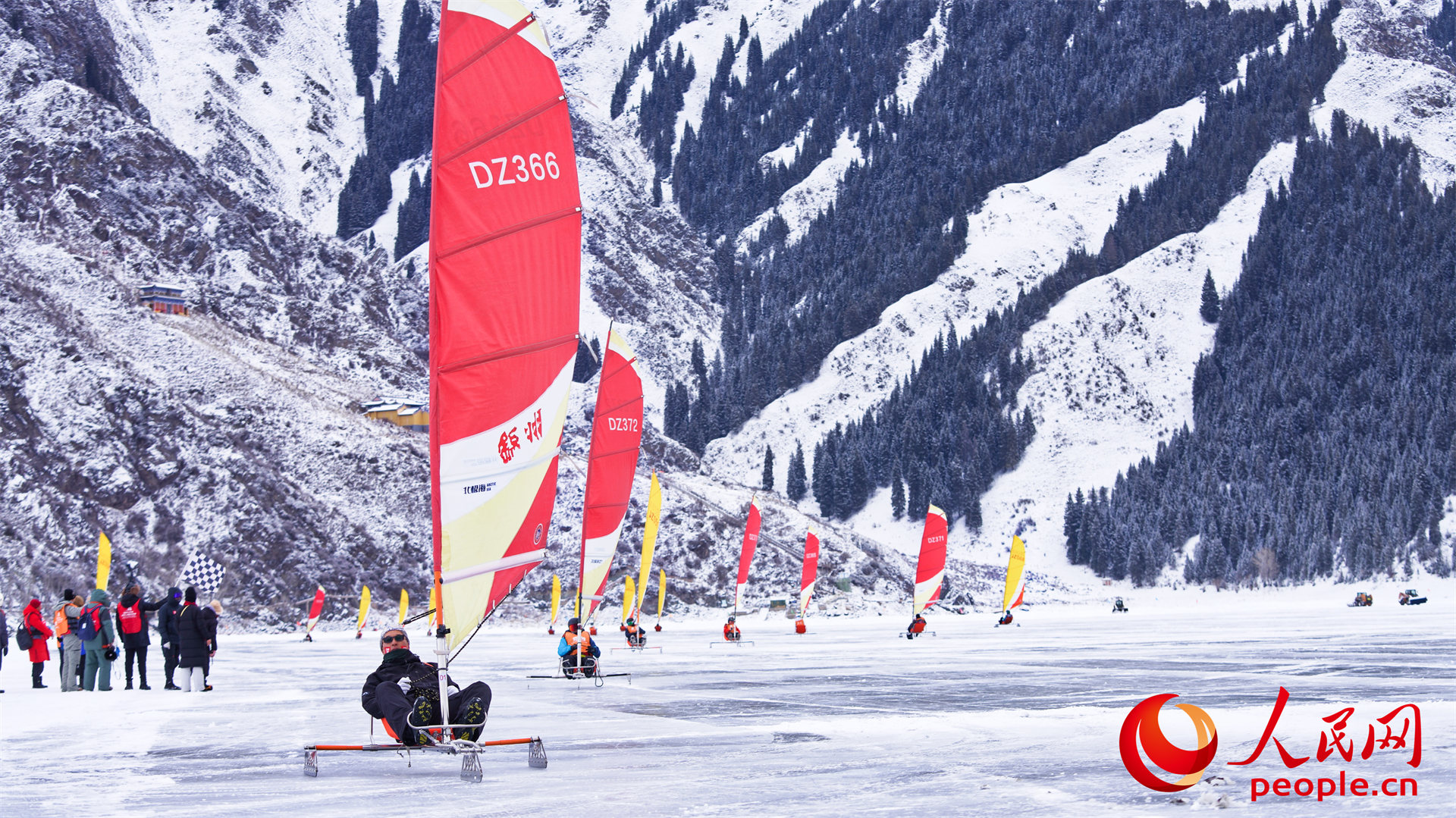 來新疆 在冰上飛馳競速【7】